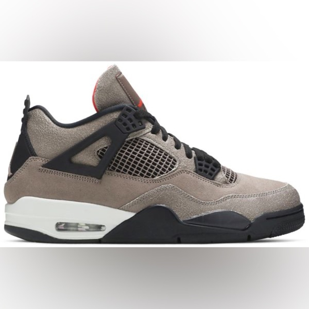 Sz 7y 2021
Air Jordan 4 Retro 'Taupe Haze'

DJ6249-200